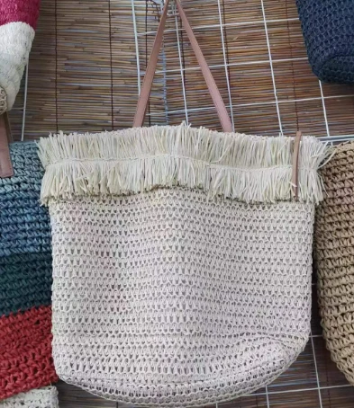 Beidge tikilgan tassels xarid qilish ayollar sumkasi